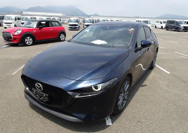 YOUR CAR IS WAITING-Mazda 3 Fastback 20S 2019 whatsapp image 2026 08 02 at 3.06.05 pm (1)